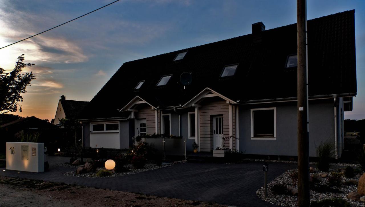 Ferienwohnung Dammerstorf Dettmannsdorf Exterior foto