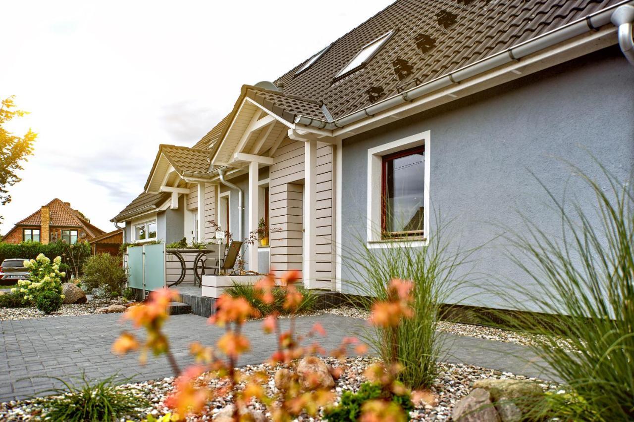 Ferienwohnung Dammerstorf Dettmannsdorf Exterior foto